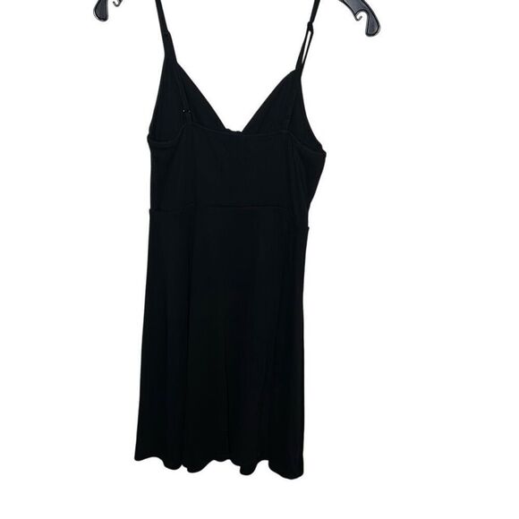 Wild Fable Womens Size Medium Strappy Skater Dress Black Ribbed Knit Fit & Flare - Picture 4 of 6